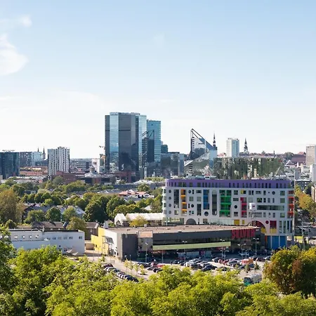Kadrioru Plaza * Tallinn